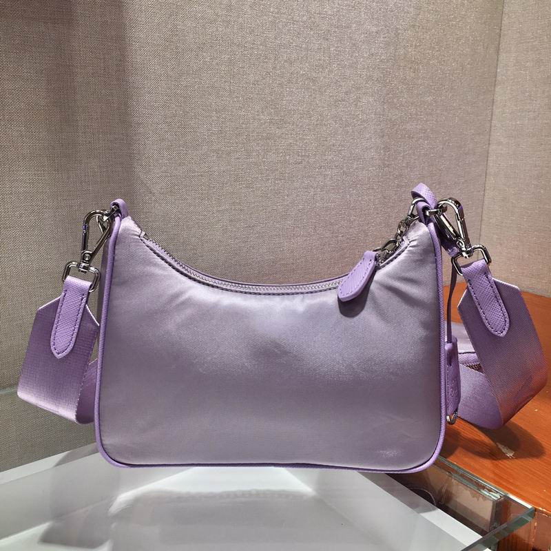 Bolsa Prada Hobo Re-Nylon