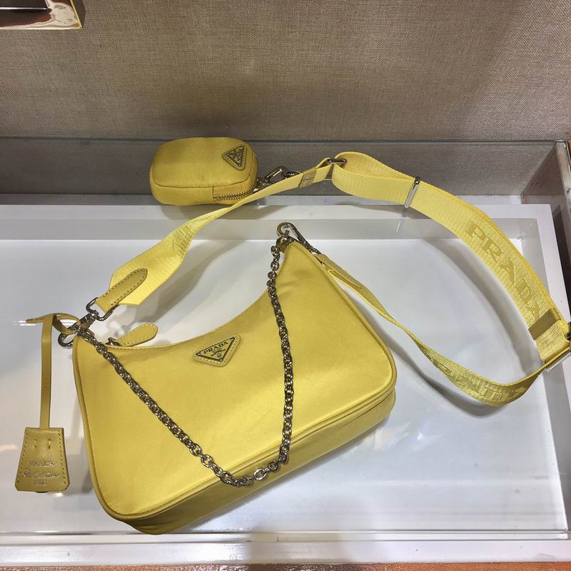 Bolsa Prada Hobo Re-Nylon