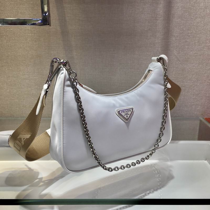 Bolsa Prada Hobo Re-Nylon