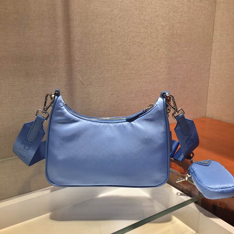 Bolsa Prada Hobo Re-Nylon