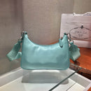 Bolsa Prada Hobo Re-Nylon