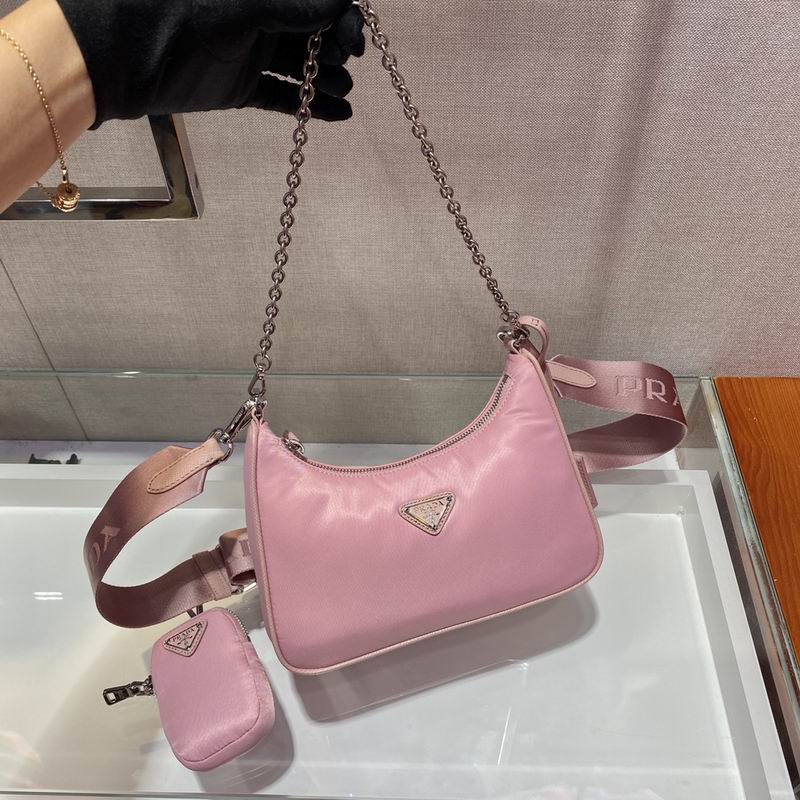 Bolsa Prada Hobo Re-Nylon
