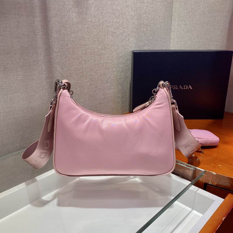 Bolsa Prada Hobo Re-Nylon