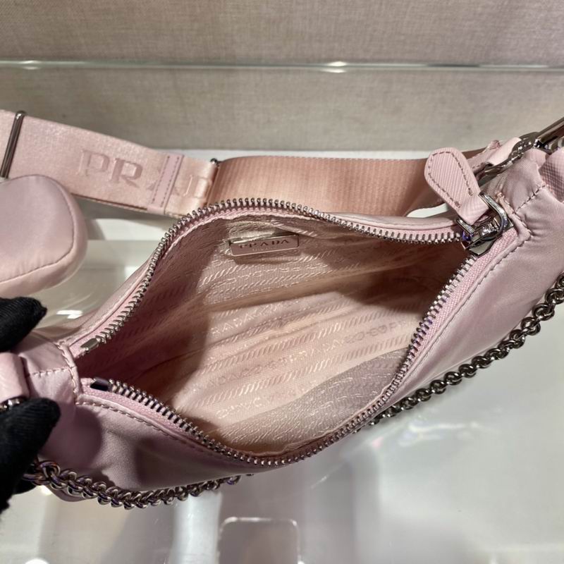 Bolsa Prada Hobo Re-Nylon