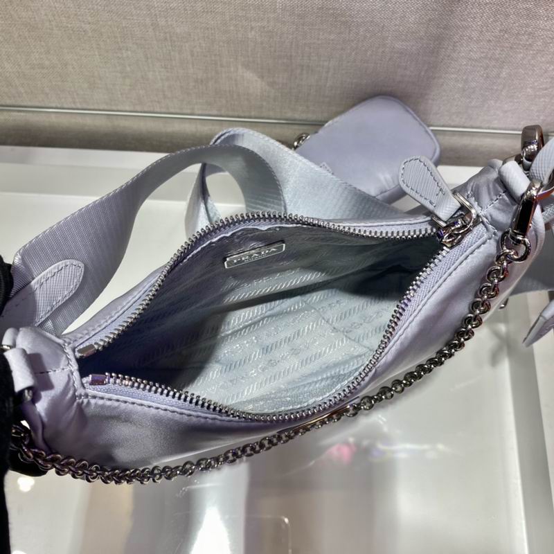 Bolsa Prada Hobo Re-Nylon