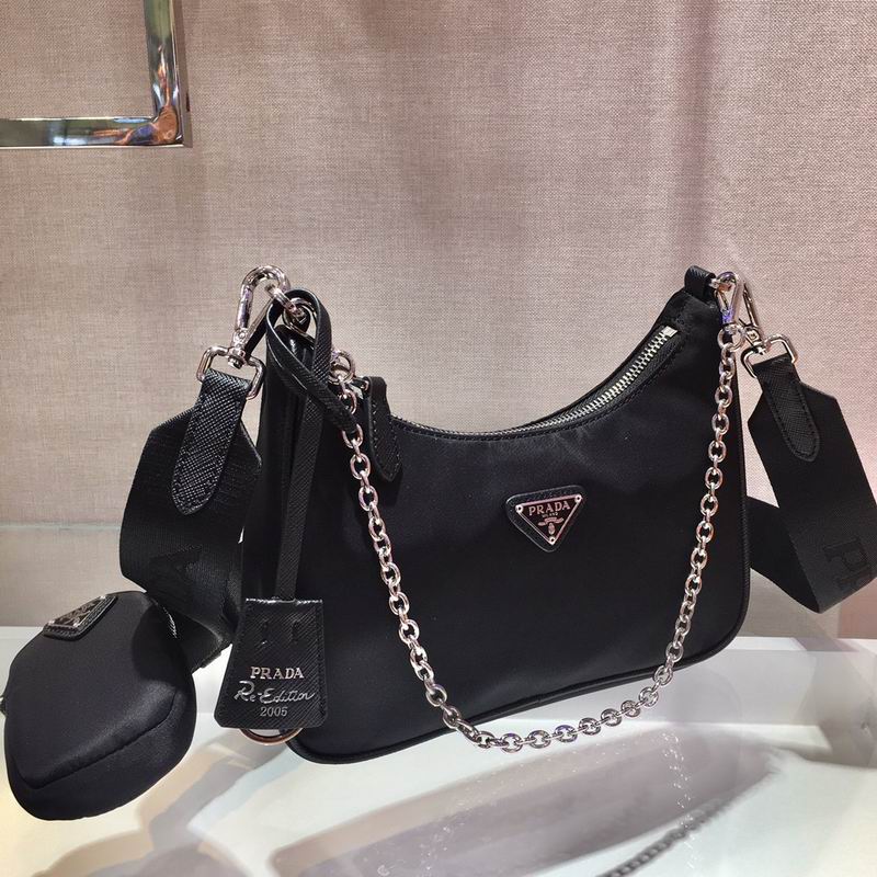 Bolsa Prada Hobo Re-Nylon