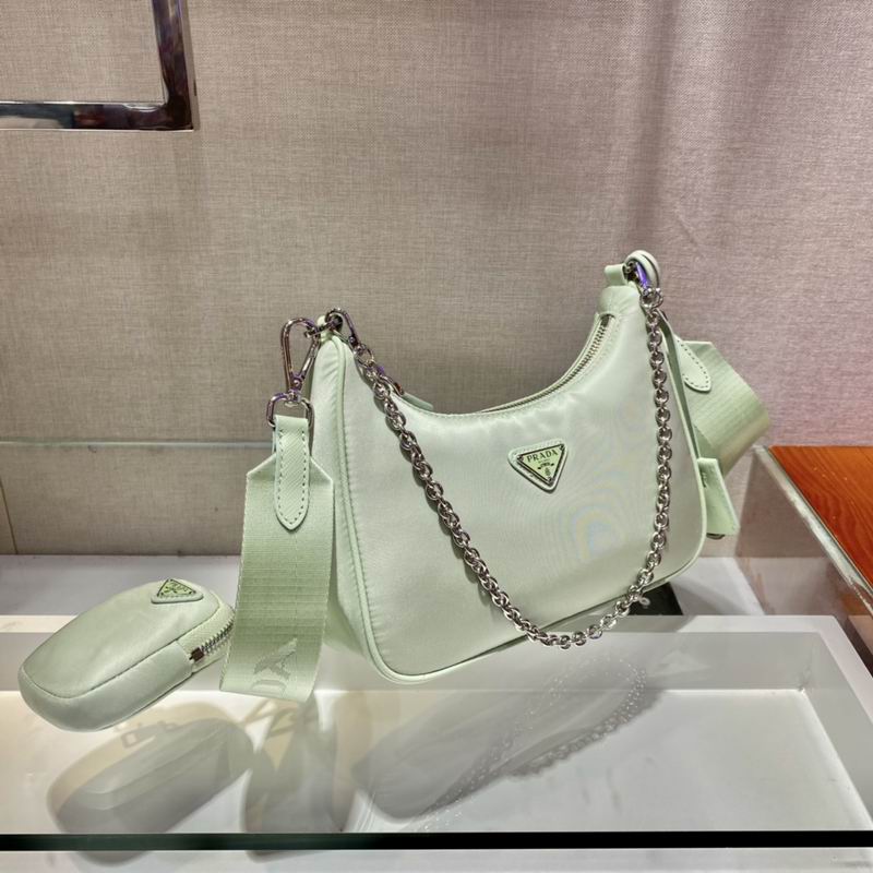 Bolsa Prada Hobo Re-Nylon