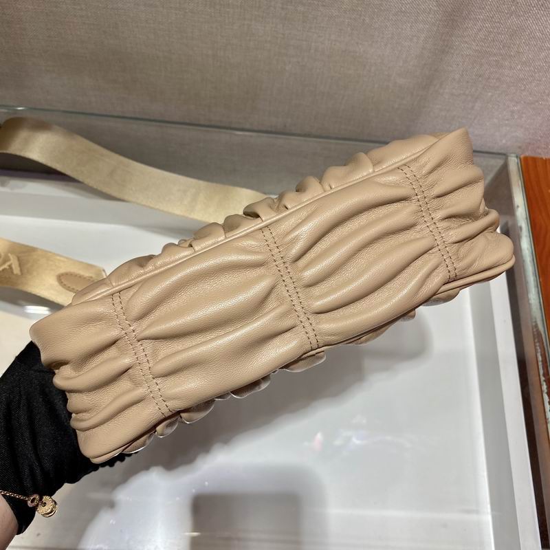 Bolsa Prada Hobo Re-Nylon