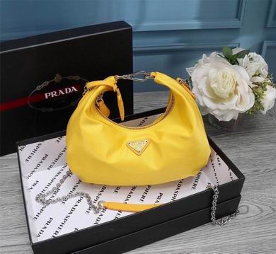 Bolsa Prada Re-Edition