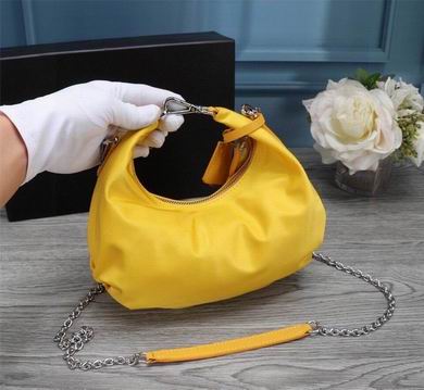 Bolsa Prada Re-Edition