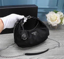 Bolsa Prada Re-Edition