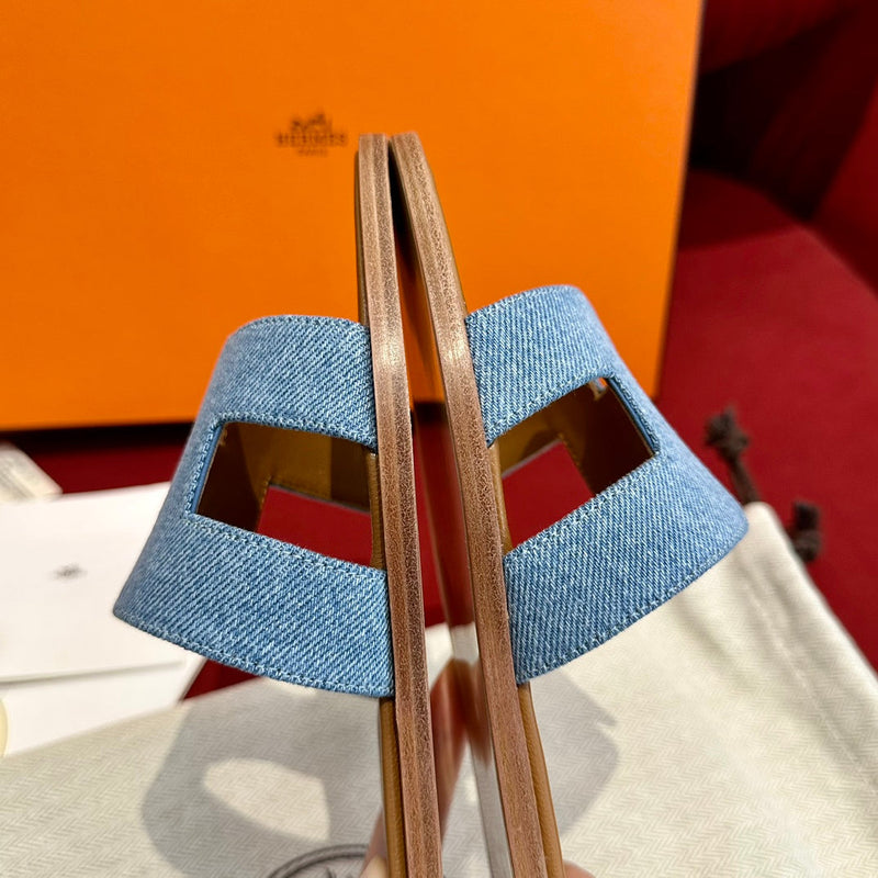 Sandália Hermès