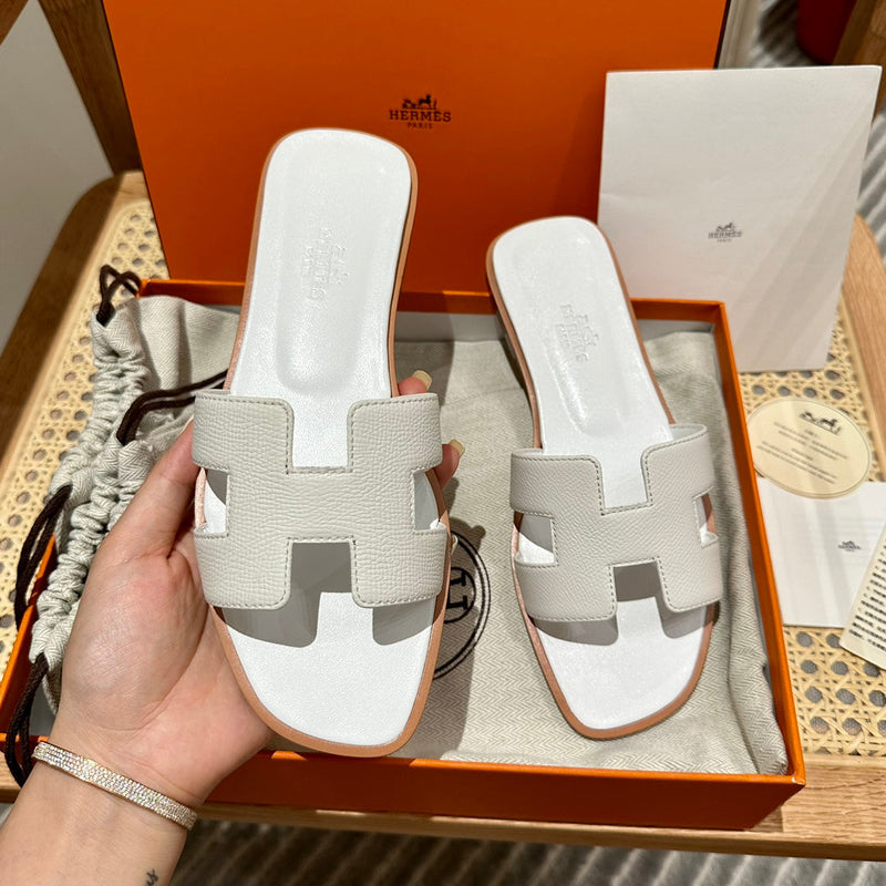 Sandália Hermès