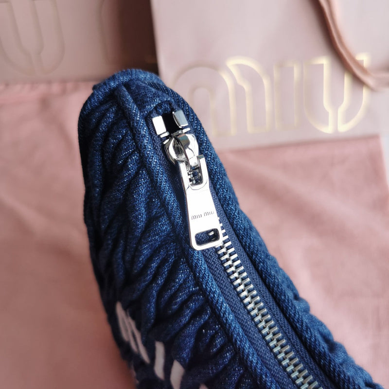 Bolsa Miu Miu Logo