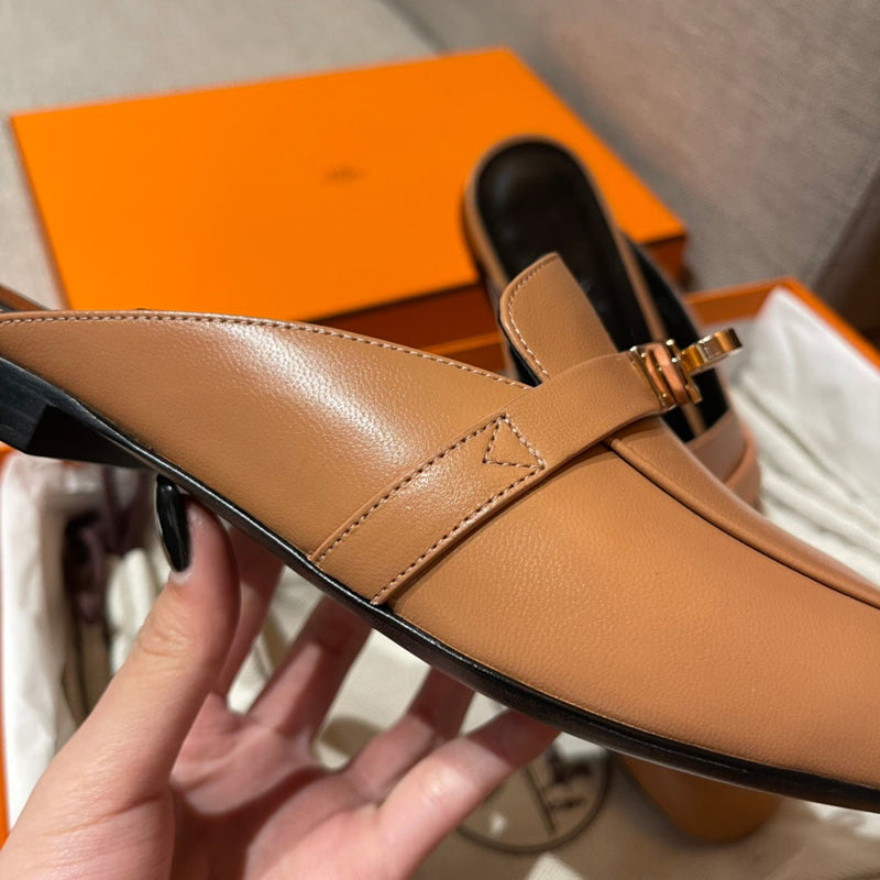 Sandália Hermès