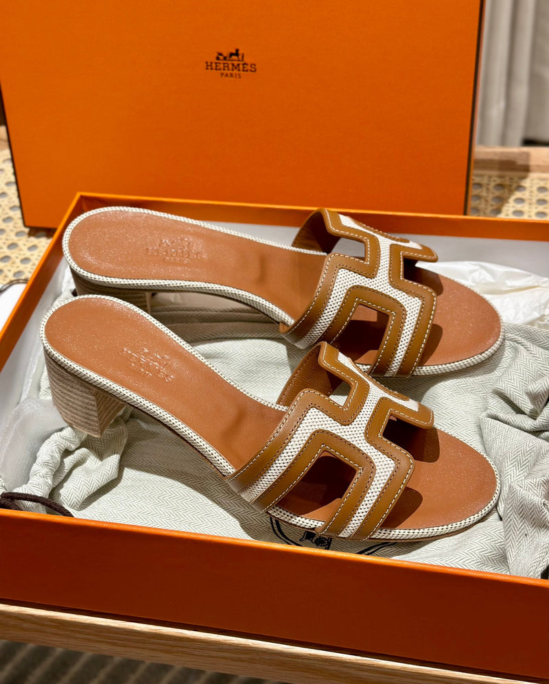 Sandália Hermès