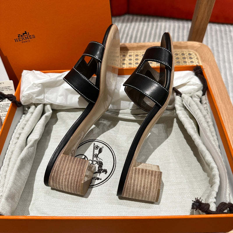 Sandália Hermès