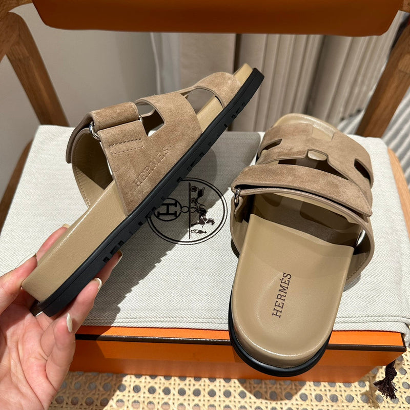 Sandália Hermès