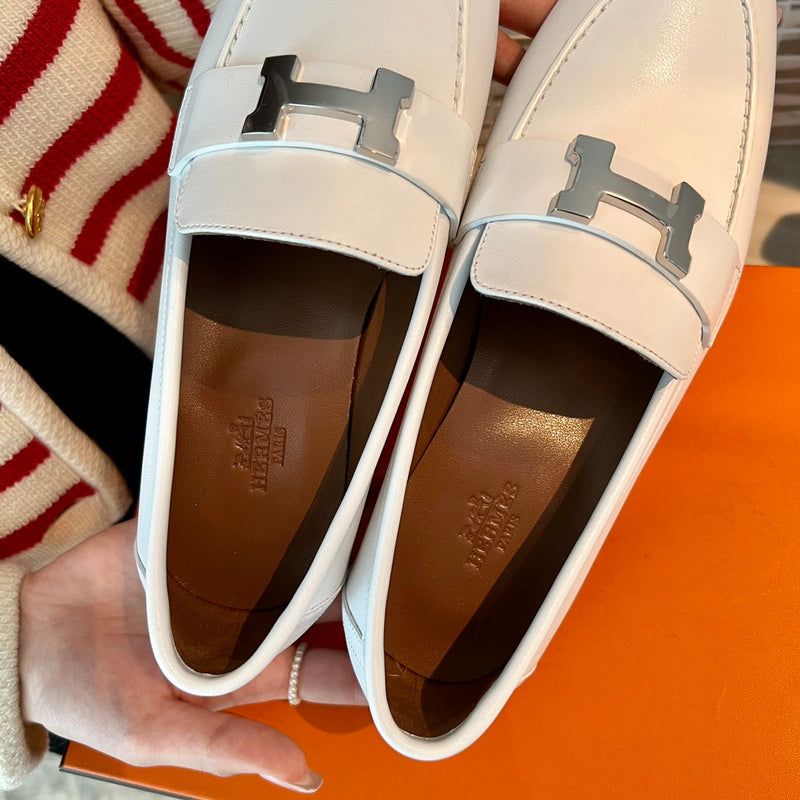 Sandália Hermès