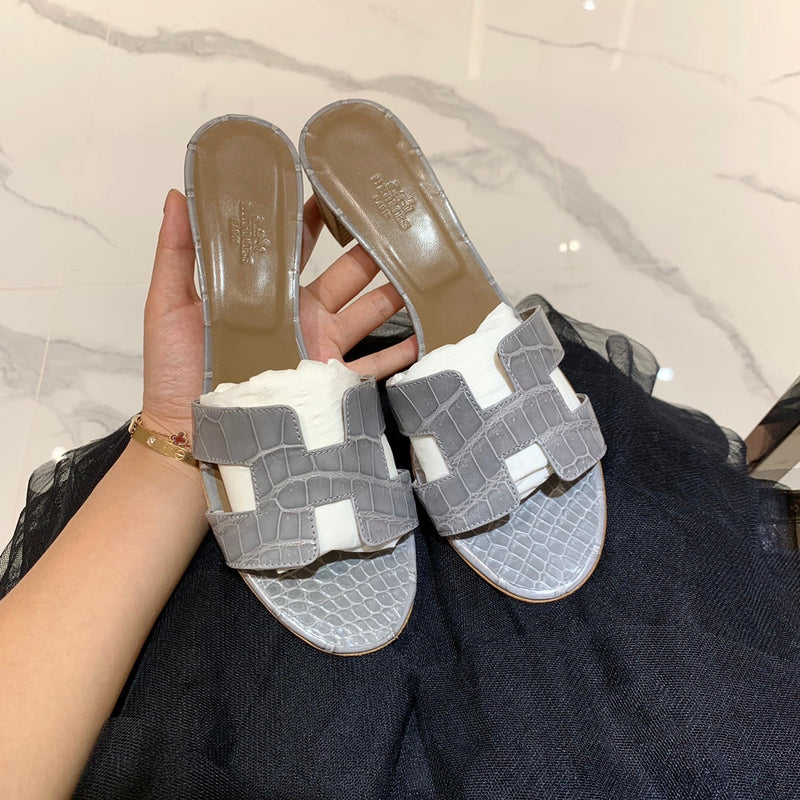 Sandália Hermès