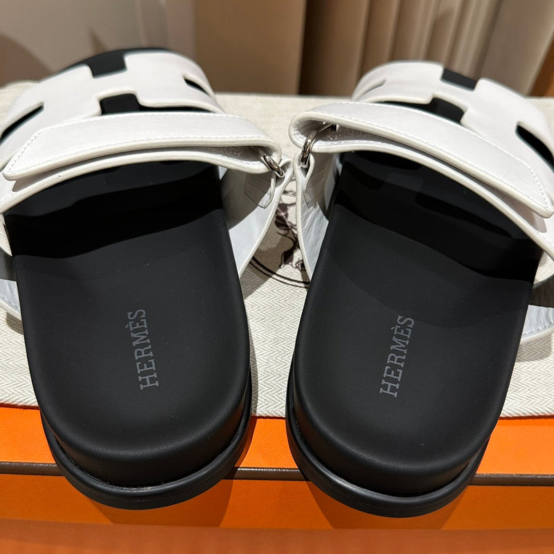 Sandália Hermès