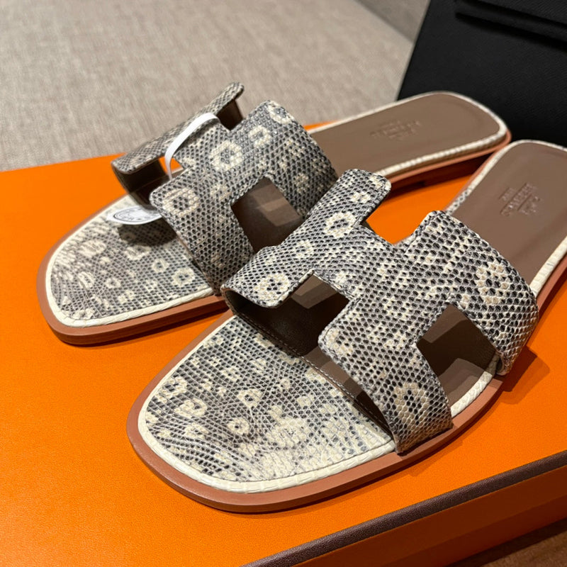 Sandália Hermès