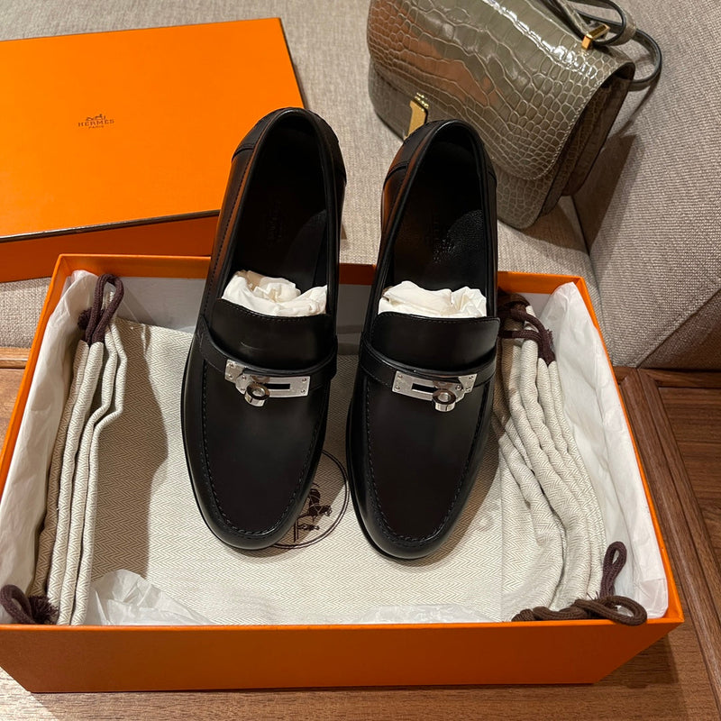 Sandália Hermès
