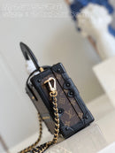 Bolsa Louis Vuitton Petite Malle Capitale