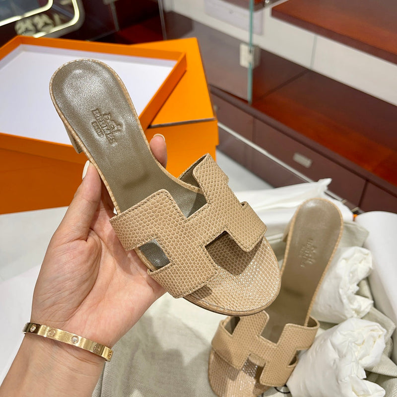 Sandália Hermès