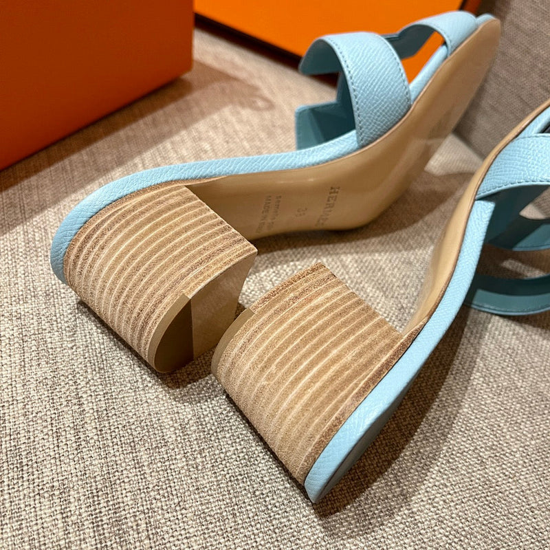 Sandália Hermès