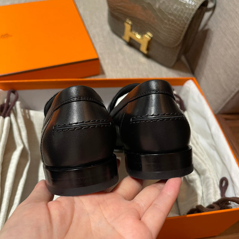 Sandália Hermès
