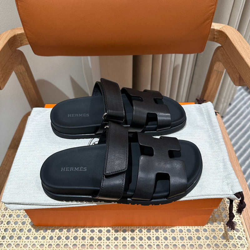 Sandália Hermès