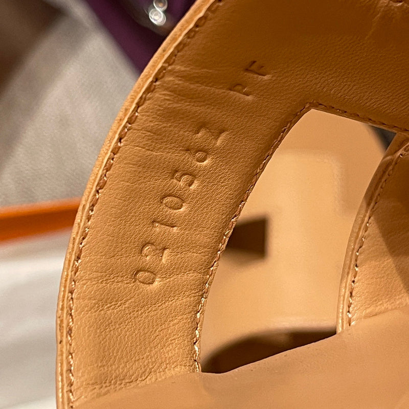 Sandália Hermès