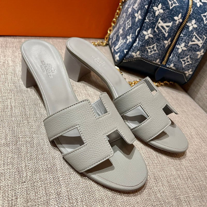 Sandália Hermès