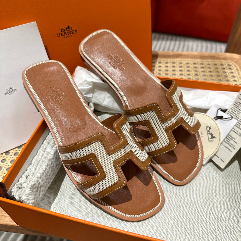 Sandália Hermès