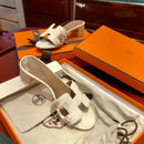 Sandália Hermès