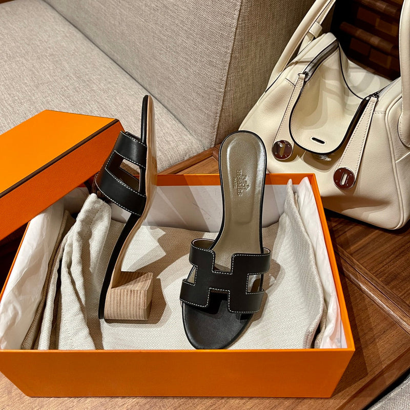 Sandália Hermès
