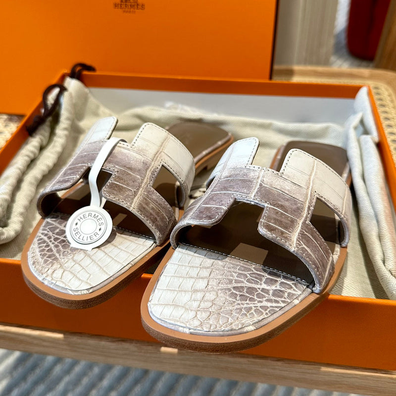 Sandália Hermès