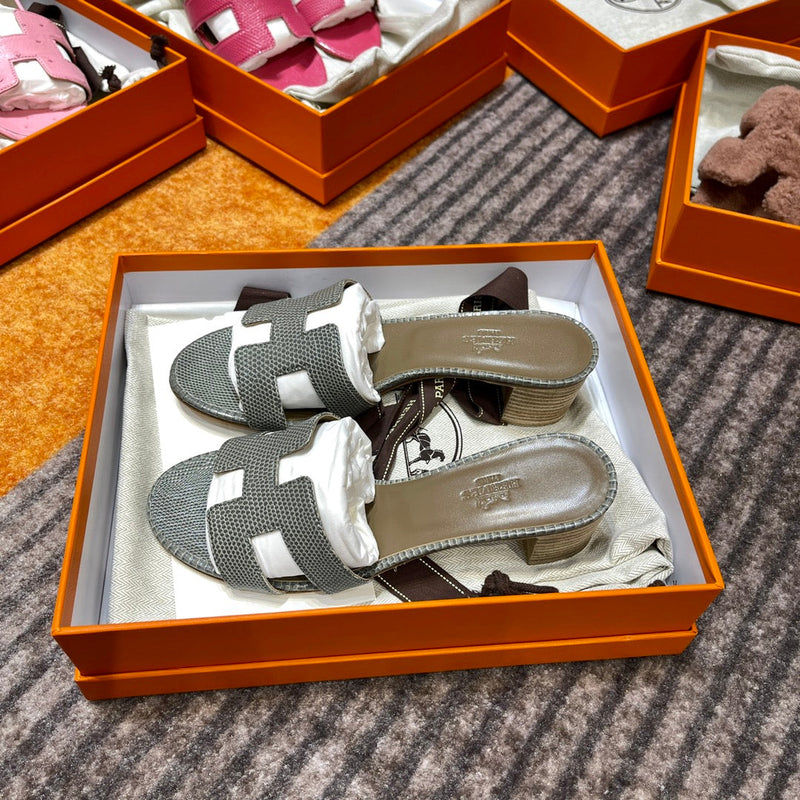 Sandália Hermès