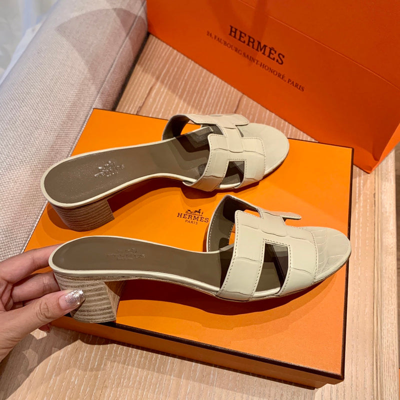 Sandália Hermès