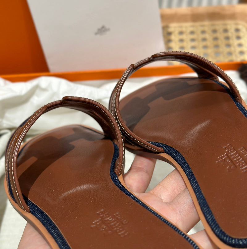 Sandália Hermès
