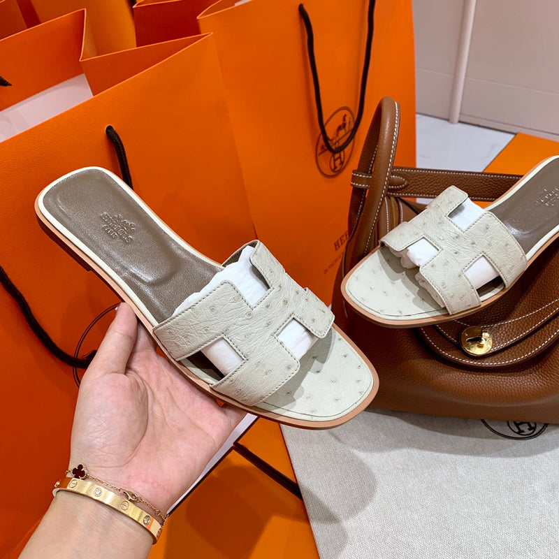 Sandália Hermès