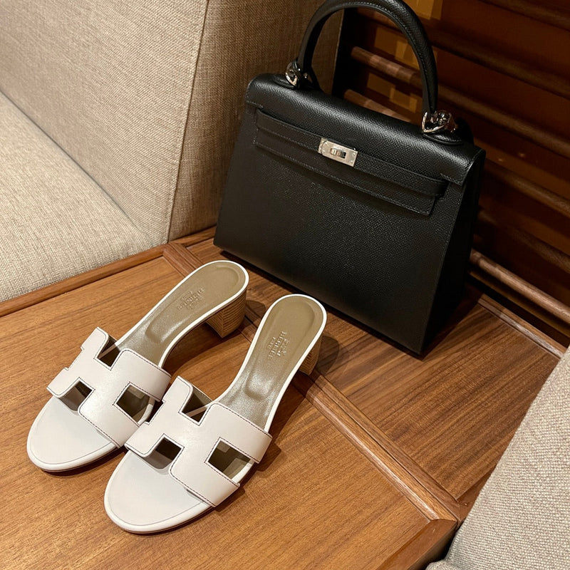 Sandália Hermès