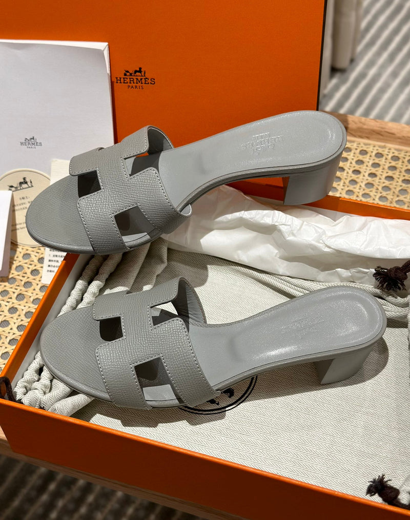 Sandália Hermès