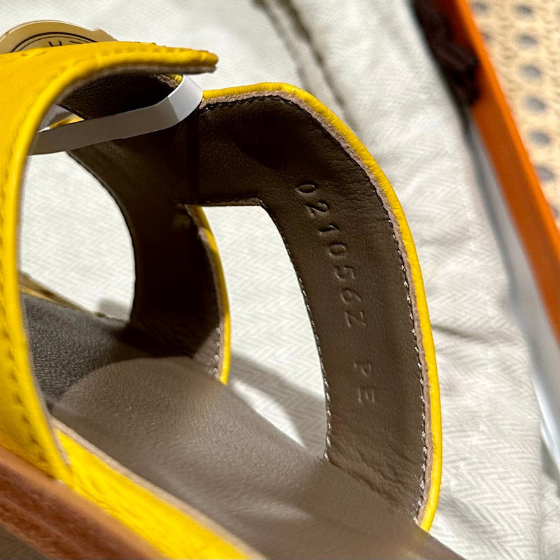Sandália Hermès