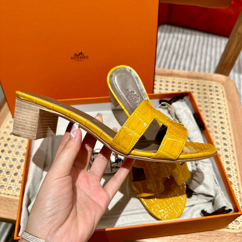 Sandália Hermès