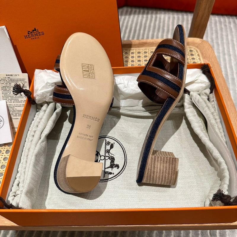 Sandália Hermès