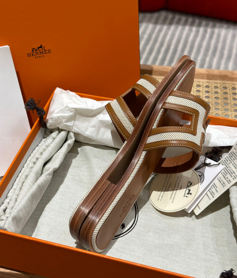 Sandália Hermès