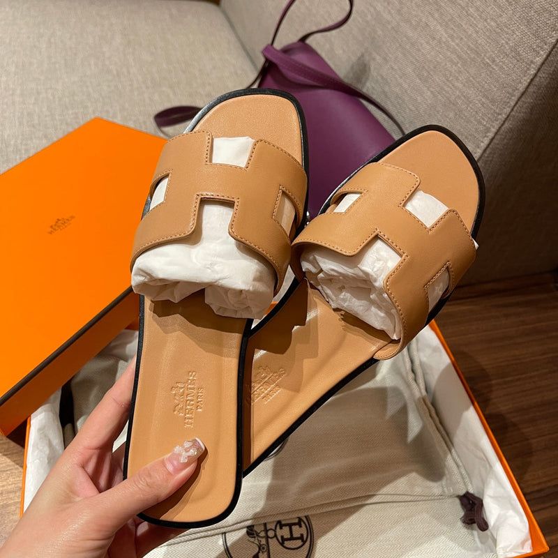 Sandália Hermès
