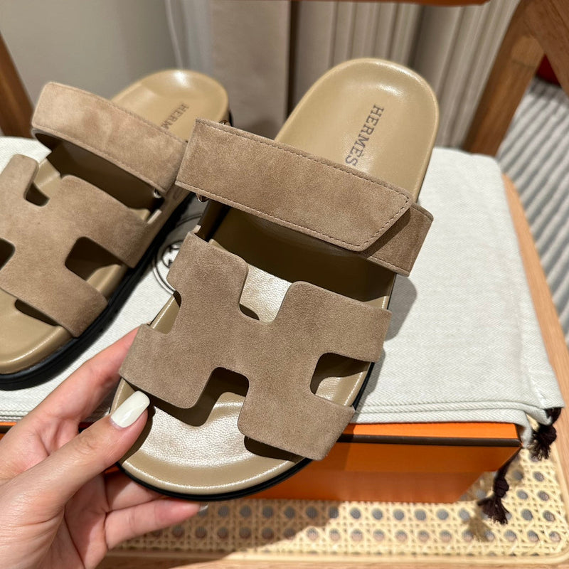 Sandália Hermès